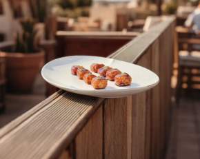 �����ͱ�Ϻ������¥���ϸ߶���ˣ�