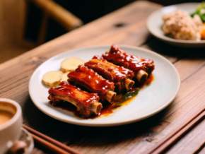 �����Źǣ��Ϻ��Ƶ괴����ɫ�ˣ�