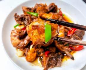 ����ɽ�������հ�ζ��¥������ɫ�ˣ�